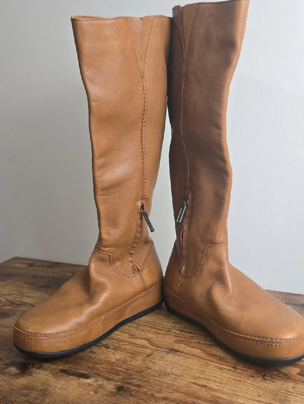 Fitflop Superboot Womens Carmel Tan Leather Boots Sz 10 Tall Knee High Euro Boho